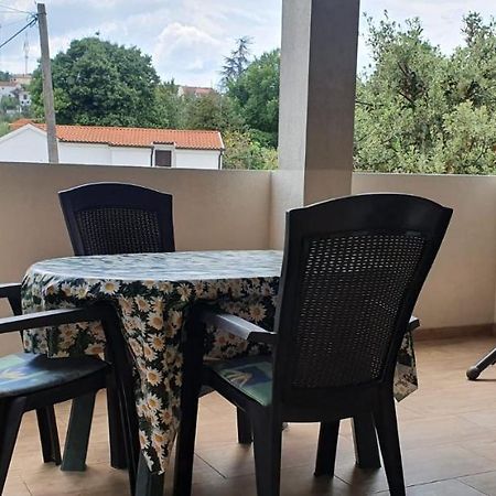 Apartmani Sonia Нивице Экстерьер фото